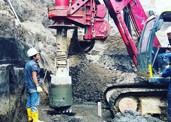 新疆盆地DR-180旋挖钻机发挥大作用
